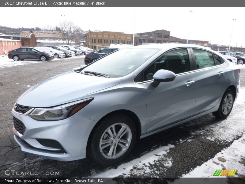 Arctic Blue Metallic / Jet Black 2017 Chevrolet Cruze LT