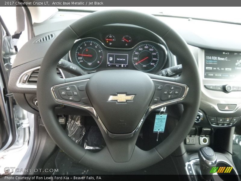 Arctic Blue Metallic / Jet Black 2017 Chevrolet Cruze LT