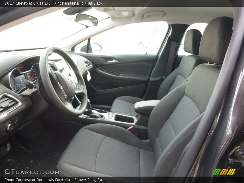 Tungsten Metallic / Jet Black 2017 Chevrolet Cruze LT