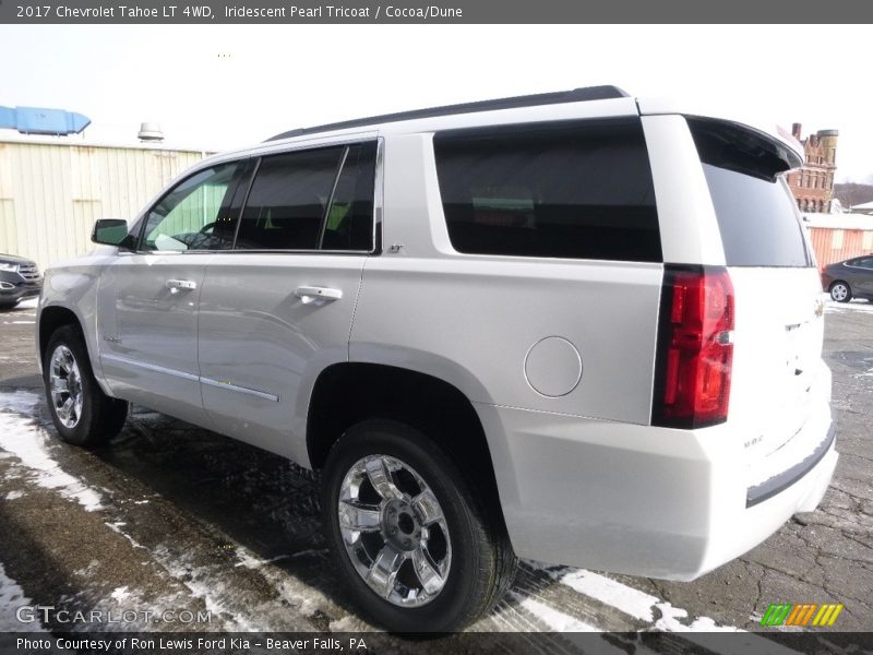 Iridescent Pearl Tricoat / Cocoa/Dune 2017 Chevrolet Tahoe LT 4WD