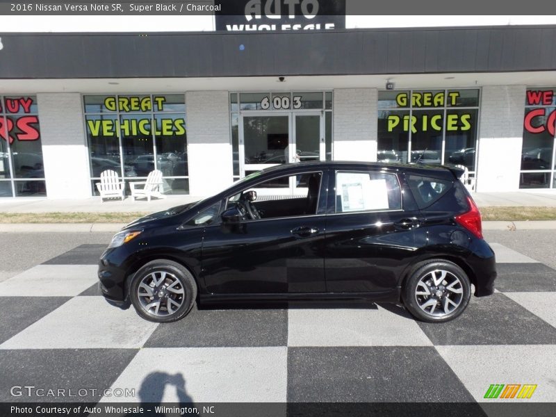 Super Black / Charcoal 2016 Nissan Versa Note SR