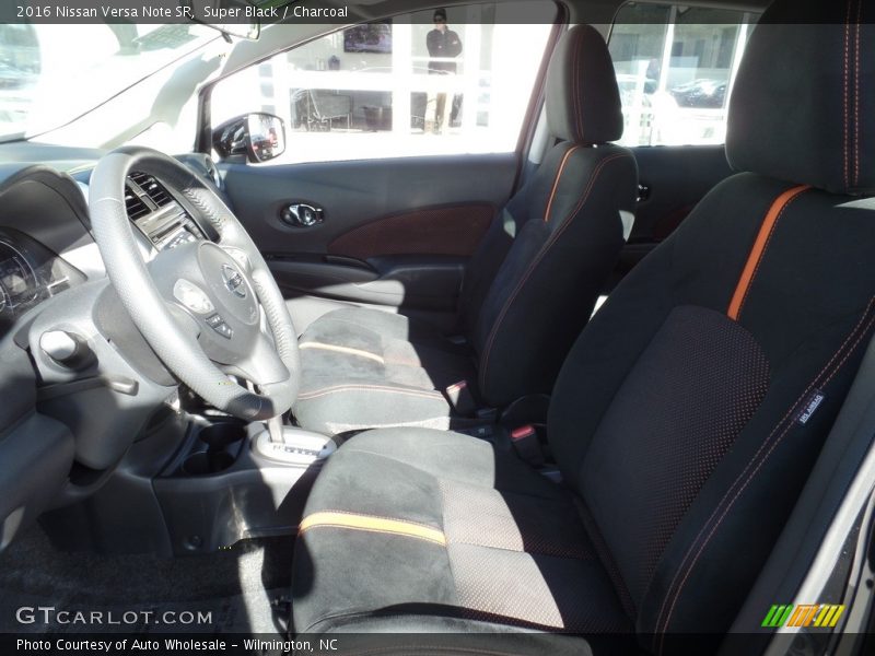 Super Black / Charcoal 2016 Nissan Versa Note SR