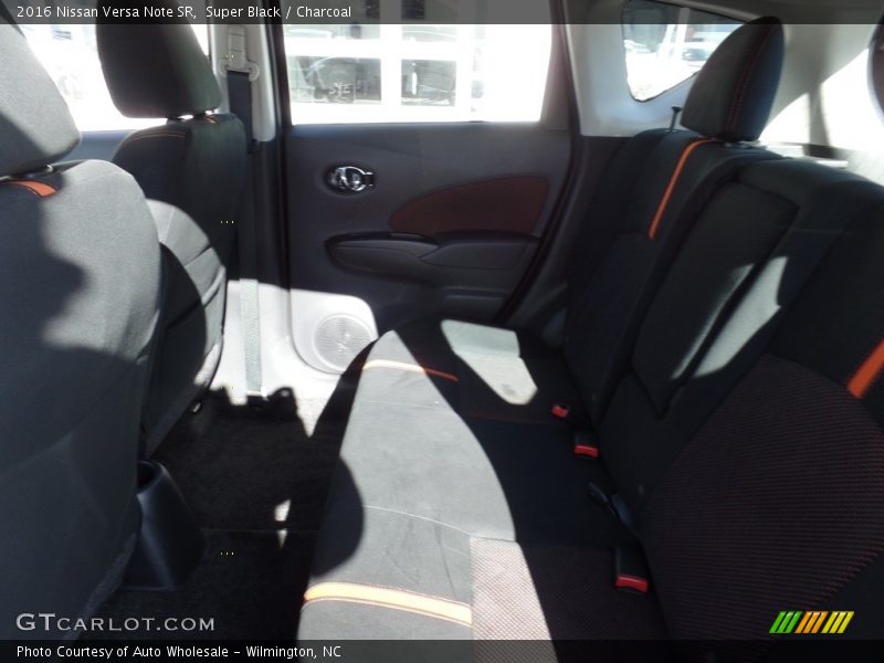 Super Black / Charcoal 2016 Nissan Versa Note SR