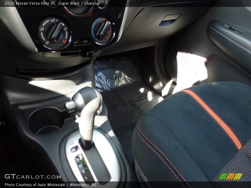 Super Black / Charcoal 2016 Nissan Versa Note SR