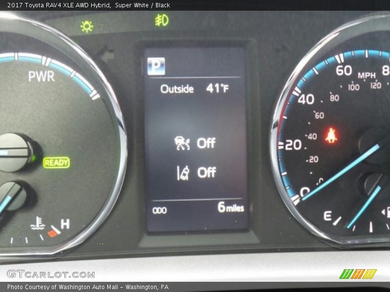 Super White / Black 2017 Toyota RAV4 XLE AWD Hybrid