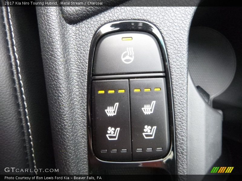 Controls of 2017 Niro Touring Hybrid