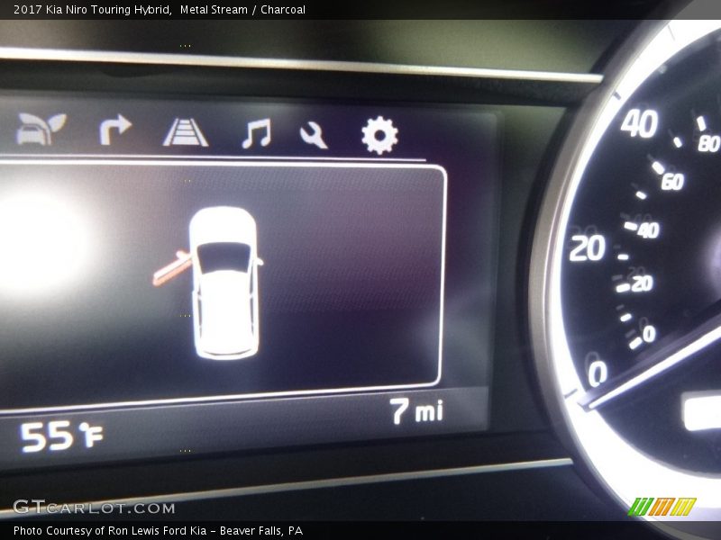 Metal Stream / Charcoal 2017 Kia Niro Touring Hybrid