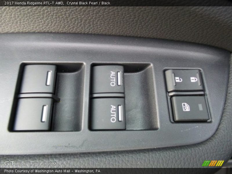 Controls of 2017 Ridgeline RTL-T AWD