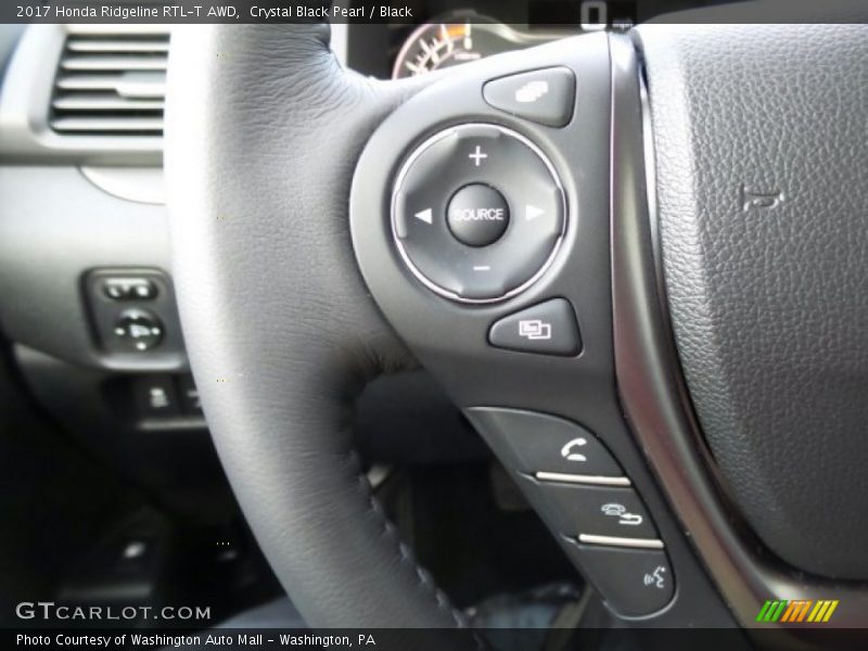 Controls of 2017 Ridgeline RTL-T AWD