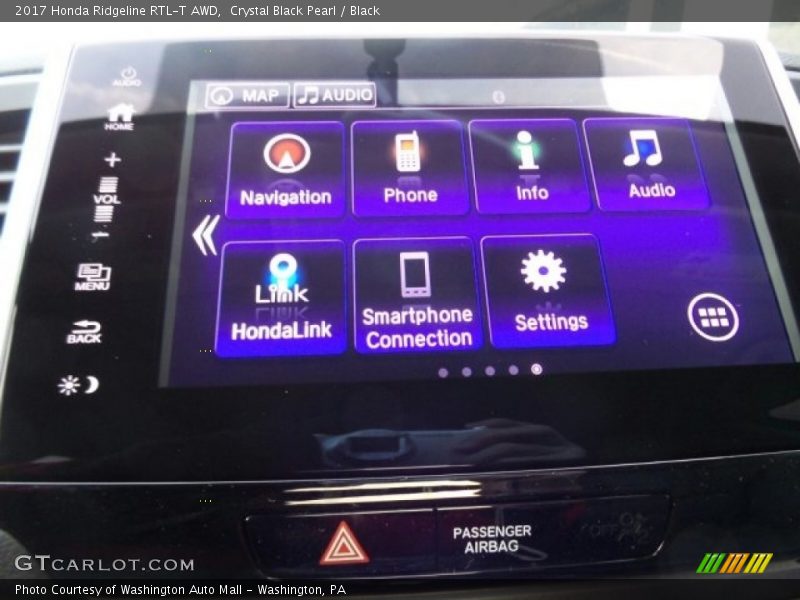 Controls of 2017 Ridgeline RTL-T AWD