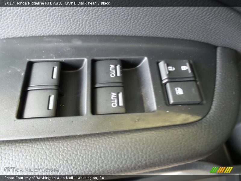 Crystal Black Pearl / Black 2017 Honda Ridgeline RTL AWD