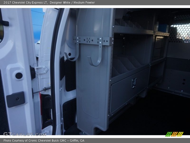 Designer White / Medium Pewter 2017 Chevrolet City Express LT