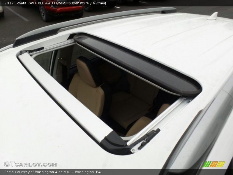 Super White / Nutmeg 2017 Toyota RAV4 XLE AWD Hybrid