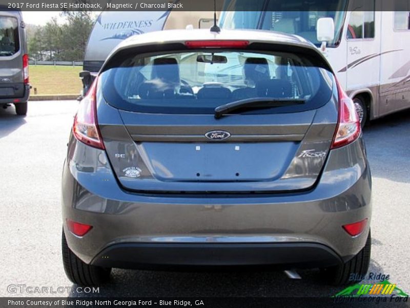 Magnetic / Charcoal Black 2017 Ford Fiesta SE Hatchback