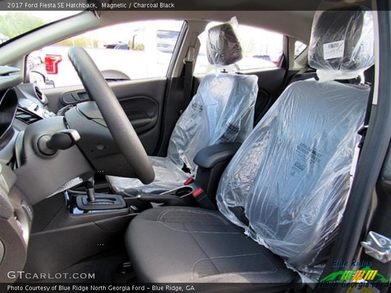 Magnetic / Charcoal Black 2017 Ford Fiesta SE Hatchback