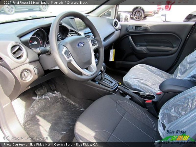 Magnetic / Charcoal Black 2017 Ford Fiesta SE Hatchback