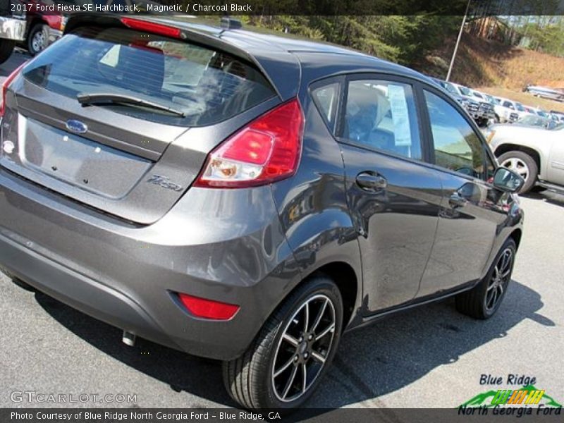 Magnetic / Charcoal Black 2017 Ford Fiesta SE Hatchback