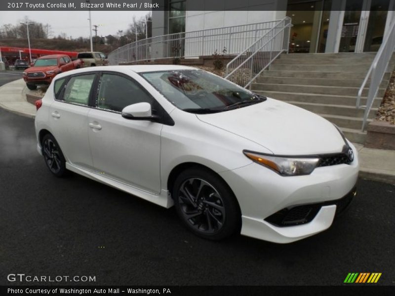 Blizzard White Pearl / Black 2017 Toyota Corolla iM