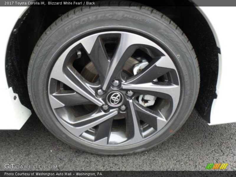 Blizzard White Pearl / Black 2017 Toyota Corolla iM