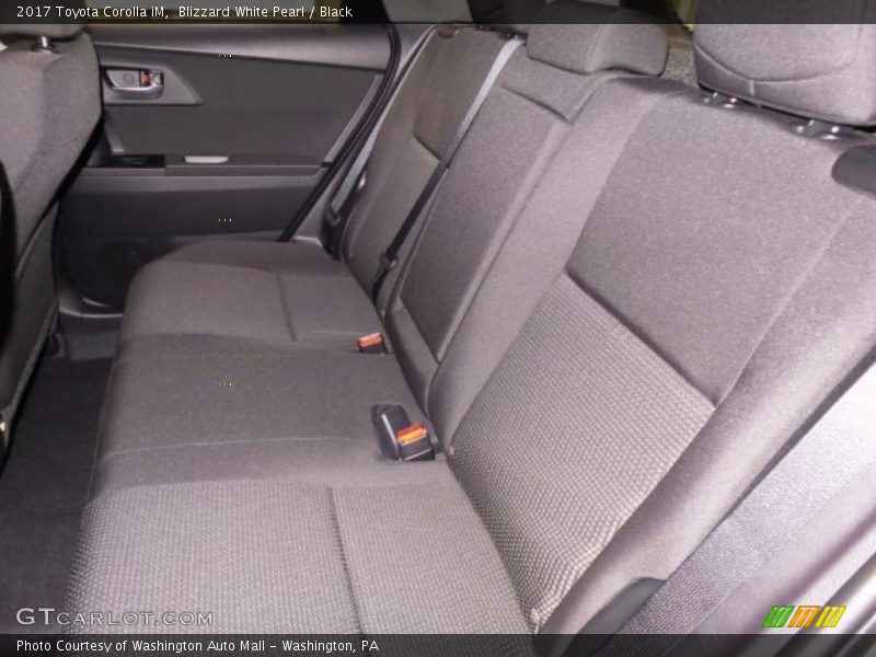 Blizzard White Pearl / Black 2017 Toyota Corolla iM