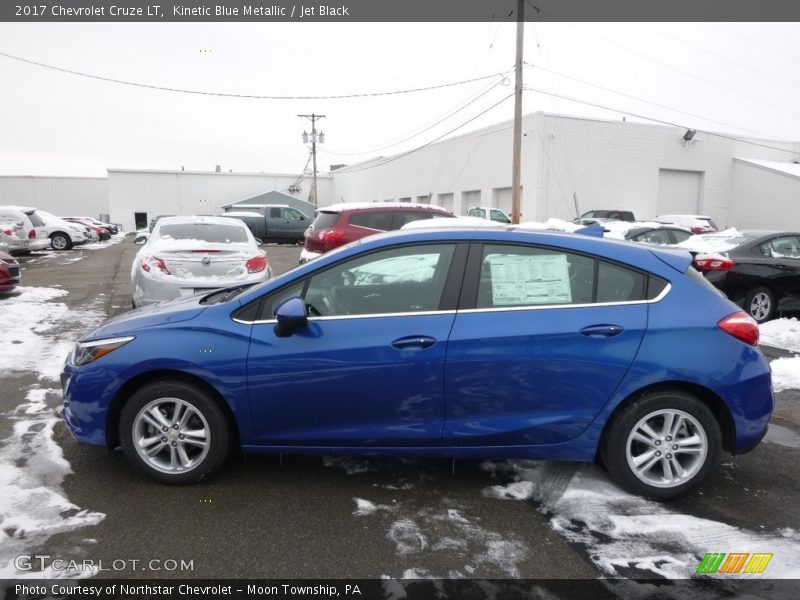 Kinetic Blue Metallic / Jet Black 2017 Chevrolet Cruze LT