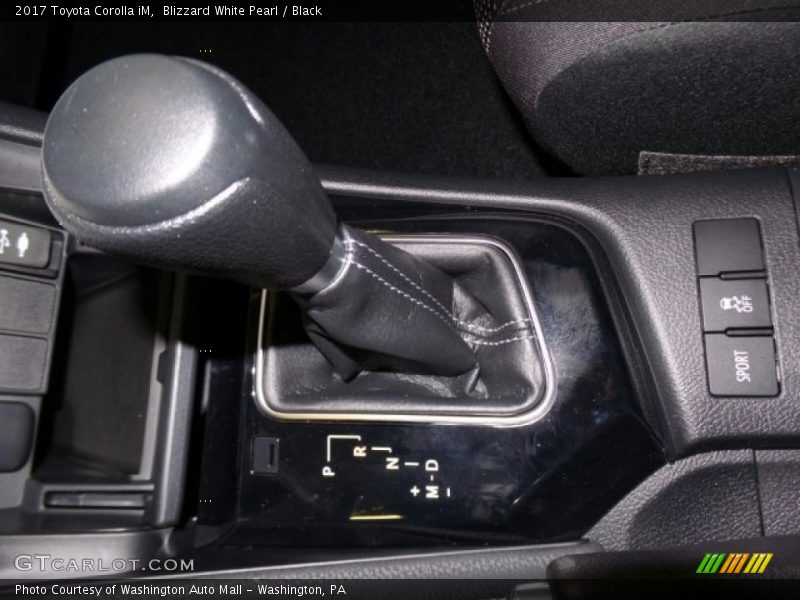 Blizzard White Pearl / Black 2017 Toyota Corolla iM