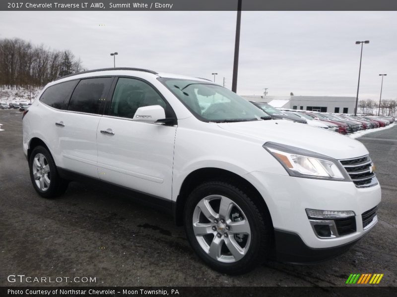 Summit White / Ebony 2017 Chevrolet Traverse LT AWD