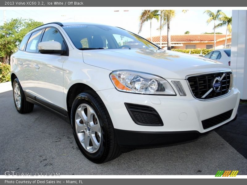Ice White / Off Black 2013 Volvo XC60 3.2
