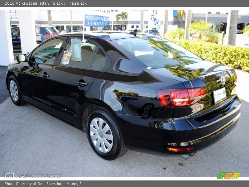 Black / Titan Black 2016 Volkswagen Jetta S