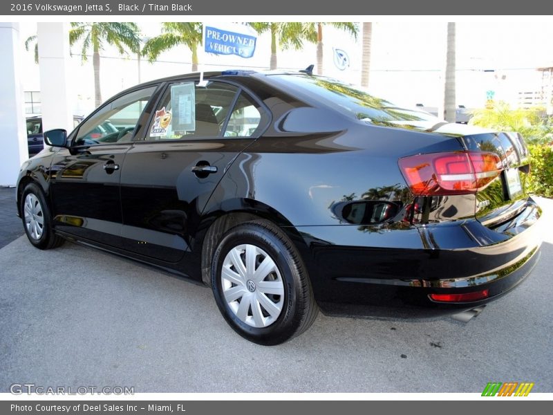 Black / Titan Black 2016 Volkswagen Jetta S