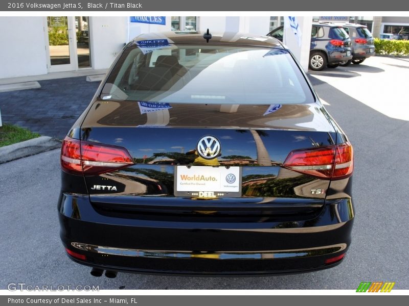 Black / Titan Black 2016 Volkswagen Jetta S
