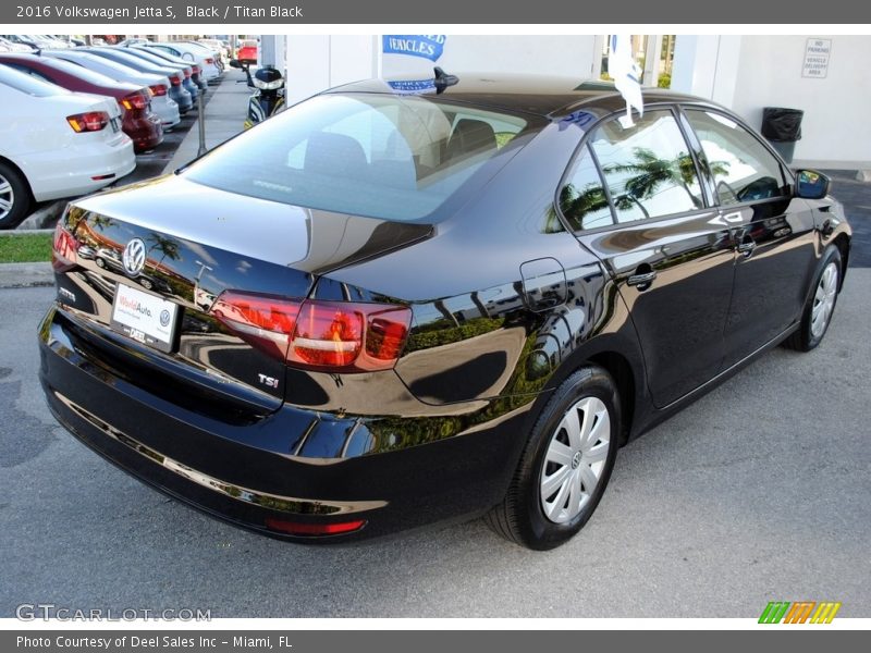 Black / Titan Black 2016 Volkswagen Jetta S