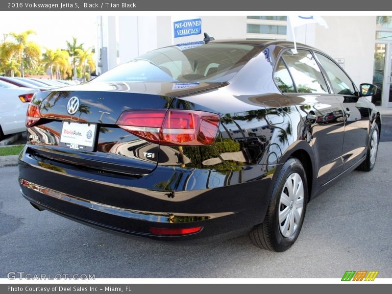 Black / Titan Black 2016 Volkswagen Jetta S
