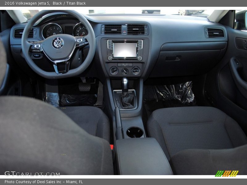 Black / Titan Black 2016 Volkswagen Jetta S