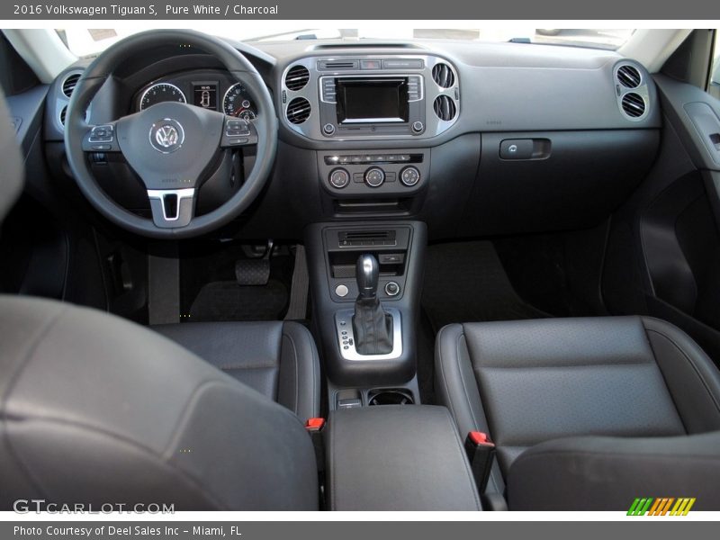 Pure White / Charcoal 2016 Volkswagen Tiguan S