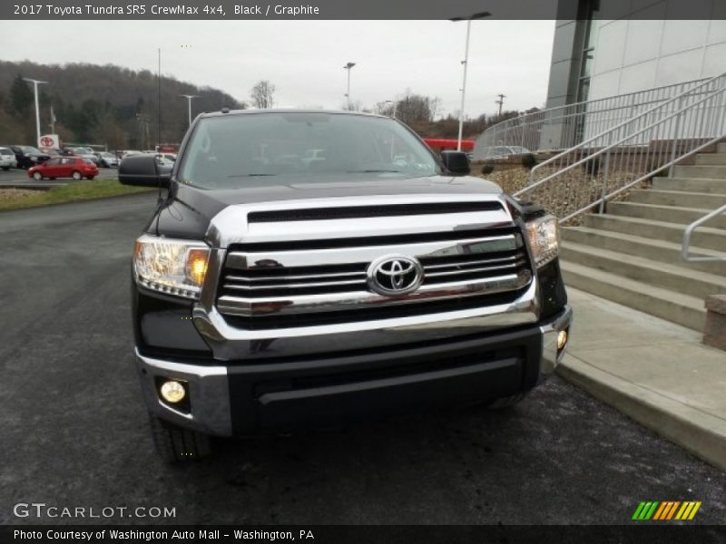 Black / Graphite 2017 Toyota Tundra SR5 CrewMax 4x4