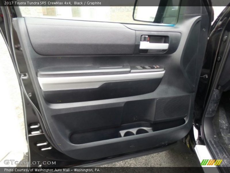 Black / Graphite 2017 Toyota Tundra SR5 CrewMax 4x4