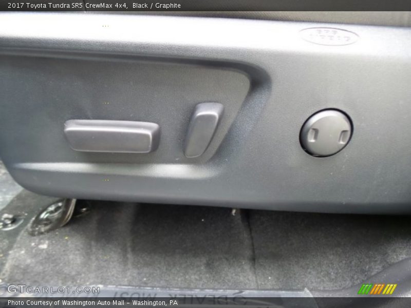 Black / Graphite 2017 Toyota Tundra SR5 CrewMax 4x4
