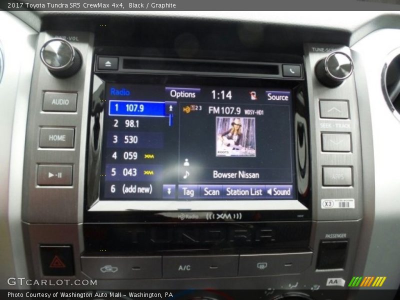 Black / Graphite 2017 Toyota Tundra SR5 CrewMax 4x4