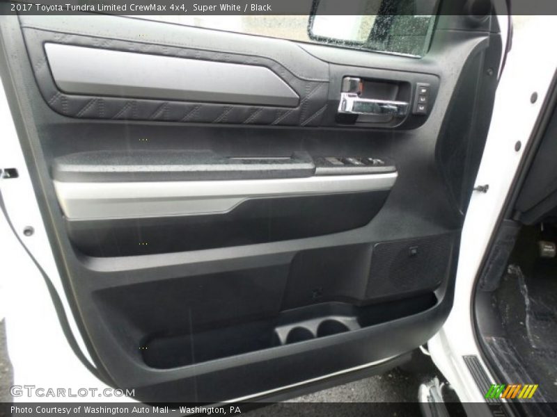 Super White / Black 2017 Toyota Tundra Limited CrewMax 4x4