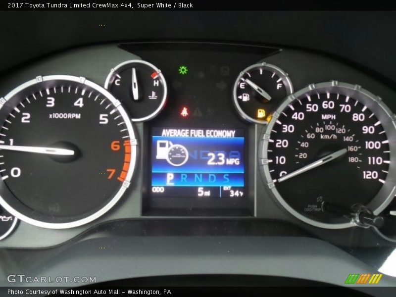 Super White / Black 2017 Toyota Tundra Limited CrewMax 4x4