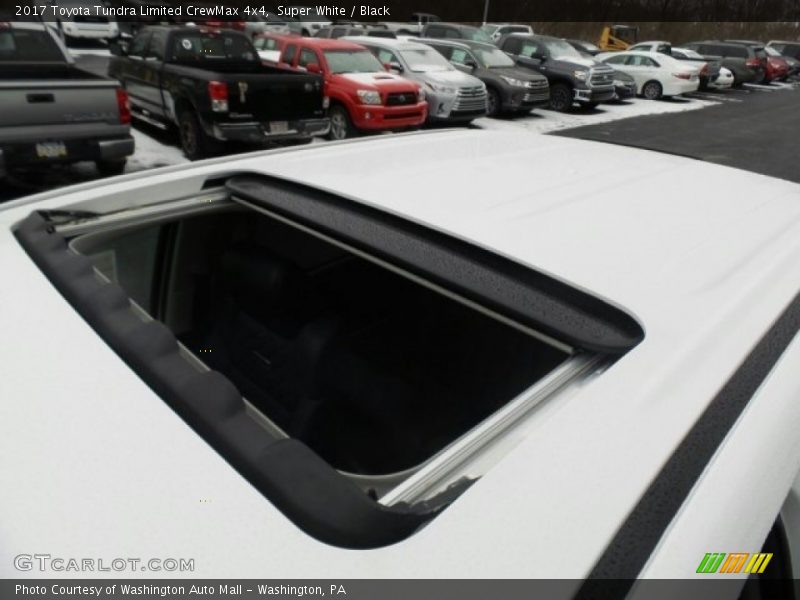Super White / Black 2017 Toyota Tundra Limited CrewMax 4x4