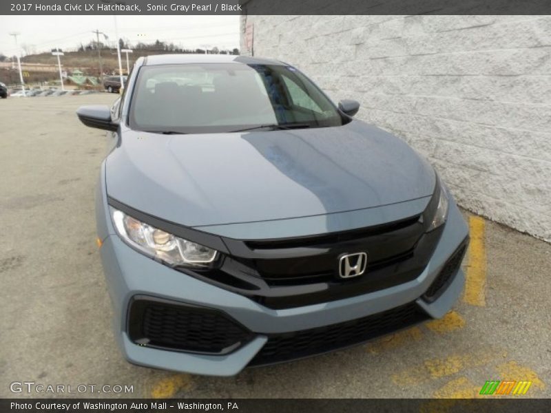 Sonic Gray Pearl / Black 2017 Honda Civic LX Hatchback