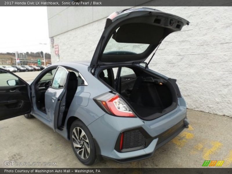 Sonic Gray Pearl / Black 2017 Honda Civic LX Hatchback