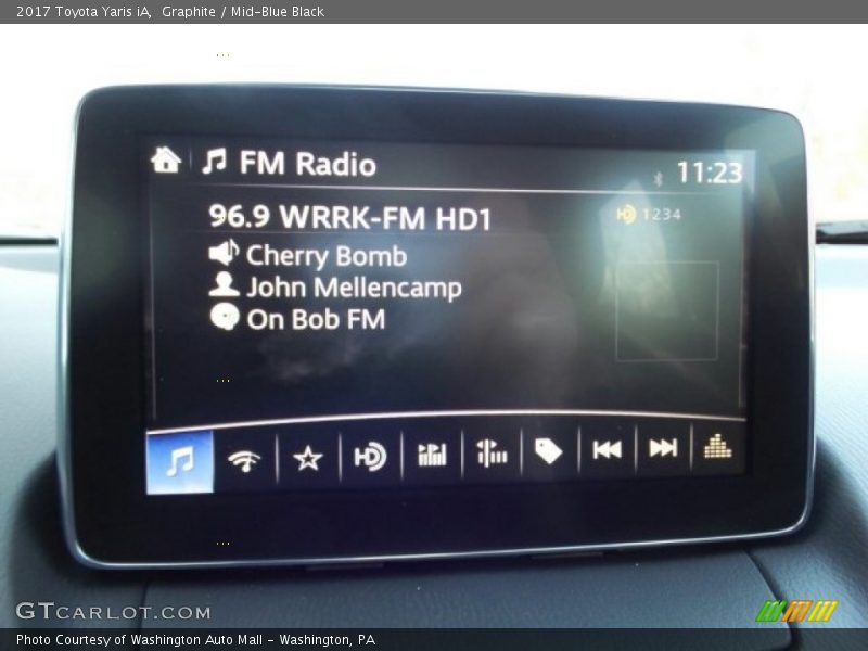 Graphite / Mid-Blue Black 2017 Toyota Yaris iA