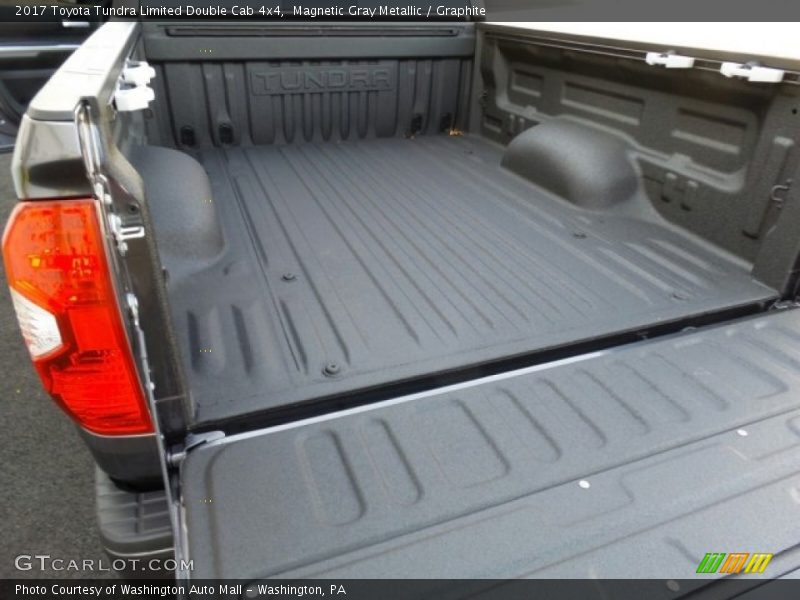 Magnetic Gray Metallic / Graphite 2017 Toyota Tundra Limited Double Cab 4x4
