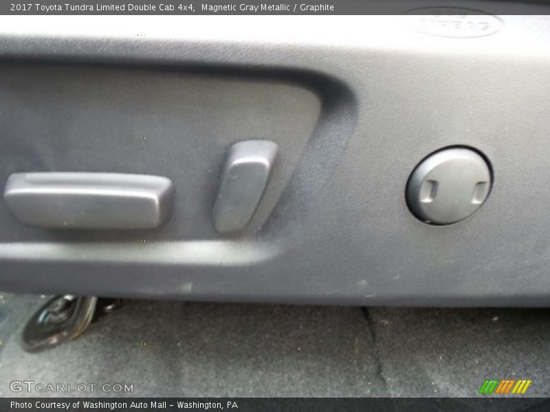Magnetic Gray Metallic / Graphite 2017 Toyota Tundra Limited Double Cab 4x4