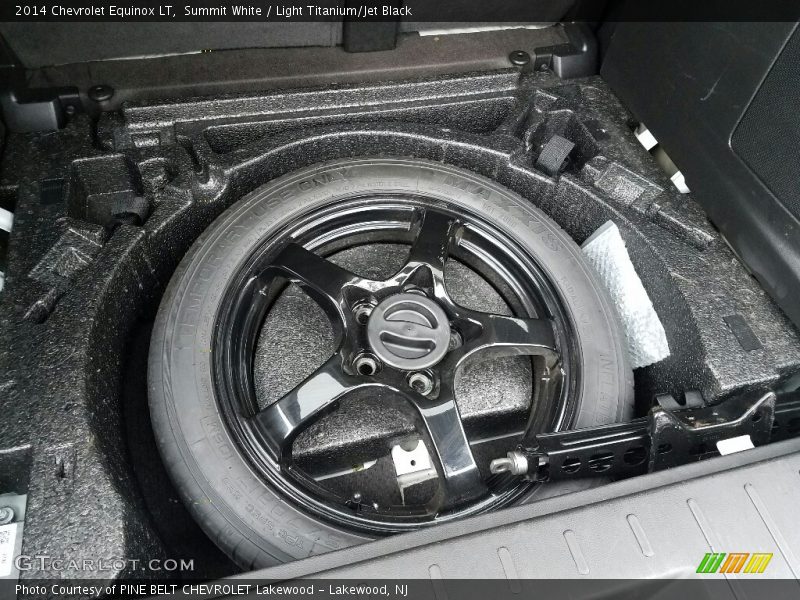 Summit White / Light Titanium/Jet Black 2014 Chevrolet Equinox LT