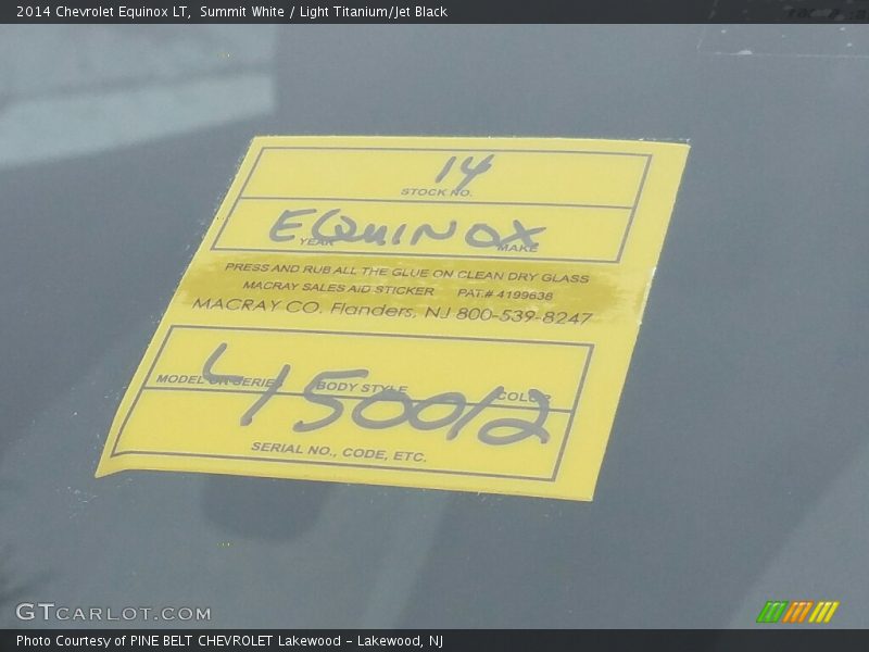 Summit White / Light Titanium/Jet Black 2014 Chevrolet Equinox LT