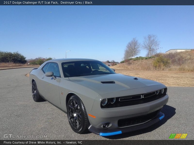 Destroyer Grey / Black 2017 Dodge Challenger R/T Scat Pack
